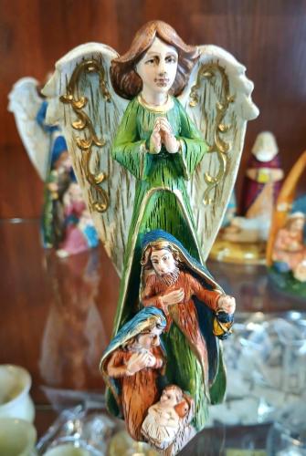 Композиция Рождество «Под кровом ангела в зеленом» (А) 7Х5Х14 см. Керамика